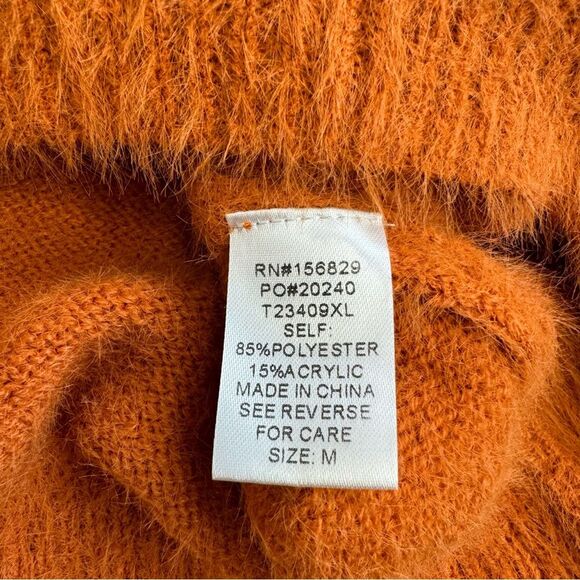 White Birch Women's Oversized Fit Fuzzy V Neck Sweater Burnt Orange M Med Medium - Picture 10 of 13